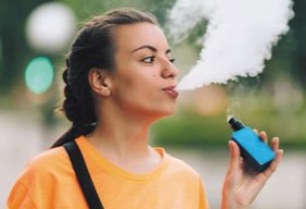 Efek Buruk Vaping Setara Hisap Rokok Tembakau, Ini Kata Peneliti Kesehatan