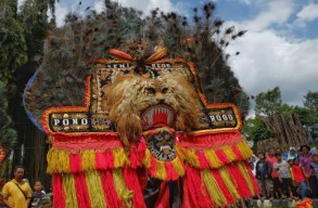 RI Segera Daftarkan Reog, Kolintang dan Kebaya ke UNESCO