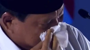 Prabowo Menangis Mengingat Nasib Guru Indonesia