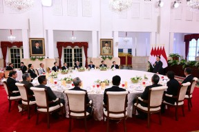 Presiden Prabowo Kenalkan Haji Isam di Tengah Pertemuan Indonesia-Jepang