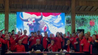 Selain Keluarga Jokowi, PDIP Pecat Kader Lain Total 27 Orang