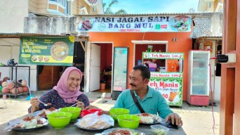 Amazing! Baru 2 Bulan Buka, Nasi Jagal Bang Mul Langsung Viral
