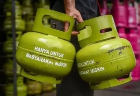 Gas Melon Langka Bikin Warga Antre, DPR-Polri Sampai Turun Tangan