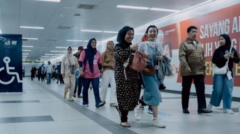 Kado Khusus Hari Kartini, Perempuan Gratis Akses Transportasi Publik