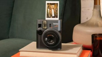 Berdesain Retro, Fujifilm Rilis Kamera Mini 41