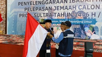 Bekali Uang Saku Seluruh Calon Haji, Gubernur Sultra Pakai Uang Pribadinya Rp2 Miliar