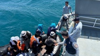 KM Pasifik Memori II Karam di Kepri, Bakamla Sigap Evakuasi 30 ABK