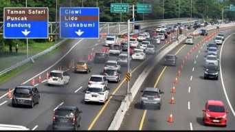 Momen Libur Panjang, Jasa Marga Berlakukan Contraflow di Tol Jagorawi