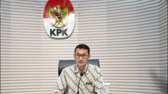 KPK Tangkap Enam Orang Terkait Proyek Jalan dalam OTT di Mandailing Natal