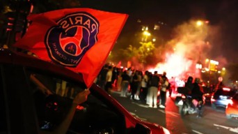 Ironis, Sukses PSG Berujung Kerusuhan, Dua Orang Tewas