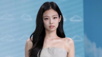 Usung Pop R&B, Album Ruby Jennie Blackpink Masuk List The Best Albums of 2025 Versi Rolling Stone