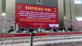 Bertumpuk-tumpuk, Kejagung Gelar Barbuk Rp11 Triliun dari Lima Terdakwa Kasus Korupsi Ekspor CPO