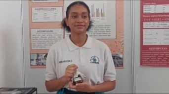 Jenius! Siswi Kelas 12 Sekolah Genius Olah Biji Pinang Jadi Jamu Herbal