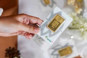 Harga Emas Pegadaian Hari Ini: Galeri24 Naik Tajam, UBS Menguat Tipis