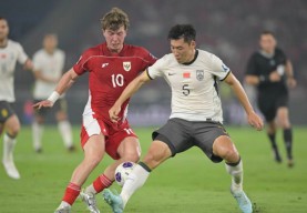 Gol Penalti Ole Romeny Antar Indonesia Unggul Atas China di Babak Pertama