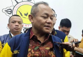 Kementerian Kebudayaan Diingatkan untuk Berhati-hati Tulis Ulang Sejarah