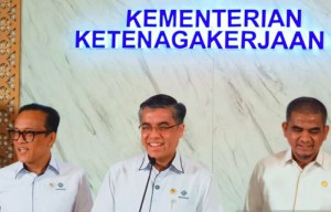 Kemnaker Siapkan Langkah Antisipasi PHK Imbas Konflik Iran-Israel