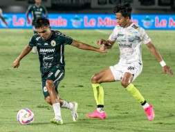 Edo Febriansah Resmi Gabung Dewa United