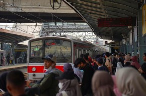 KAI Commuter Ubah Pola Operasi di Stasiun Tanah Abang