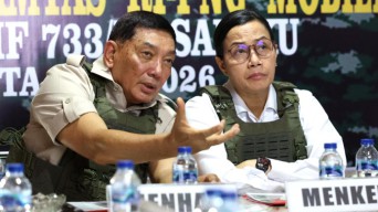 Kunker ke Daerah Rawan Konflik Papua, Menhan dan Menkeu Kenakan Rompi Antipeluru
