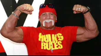 Tinggalkan Ring Gulat Selamanya, Hulk "Smackdown" Hogan Meninggal Dunia