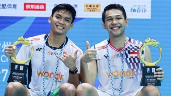 Persembahkan Kemenangan untuk Mendiang Iie Sumirat, Fajar/Fikri Juarai China Open 2025
