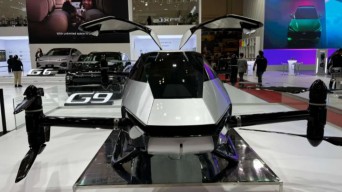 Curi Perhatian Pengunjung, Ada Mobil Terbang di GIIAS 2025