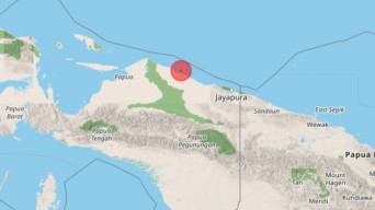 Usai Diguncang Gempa Besar, Sejumlah Rumah di Sarmi Papua Roboh