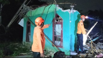 Gempa Susulan Masih Terjadi, Warga Bekasi Masih Trauma