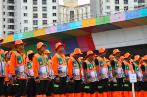 DLH DKI Angkut 79,29 Ton Sampah Usai Perayaan HUT RI ke-80 di Jakarta