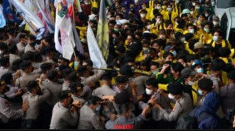 DPR Siaga, Jelang Rencana Aksi BEM SI
