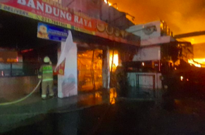 Kebakaran Food Court di Fatmawati Diduga Akibat Masalah Listrik
