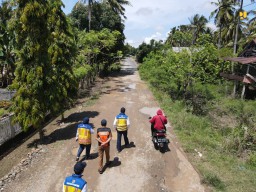 Kebut Program Inpres Jalan Daerah 2025, Pemerintah Libatkan Tenaga Kerja Lokal