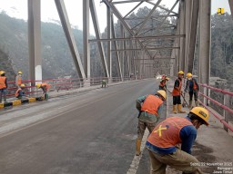 10 Alat Berat Bantu Normalisasi Alur Sungai Terdampak Erupsi Semeru