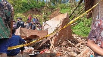 Pemkab Trenggalek Tetapkan Status Bencana, Usai Empat Warga Tewas Tertimbun Longsor