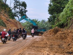 Pertengahan Desember, Dipastikan Ruas Strategis Terdampak Bencana Pulih