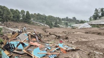 7 Orang Tewas dalam Bencana Longsor dan Banjir Bandang di Bandung Barat
