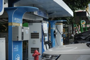 Dukung Mudik Ramah Lingkungan, 189 SPKLU Tersebar di Rest Area Tol