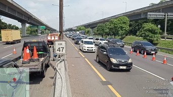 Jakarta-Cikampek Terapkan Contraflow KM55-65