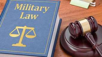 Hukum Militer, Lex Specialis, dan Ujian Akuntabilitas dari Kasus Andrie Yunus
