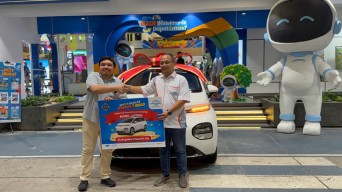 Electronic City Bagi 2 Mobil Listrik Gratis!