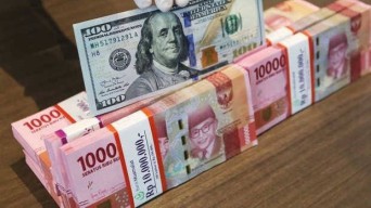 Nilai Tukar Rupiah Tertekan ke Rp17.030 per Dolar AS