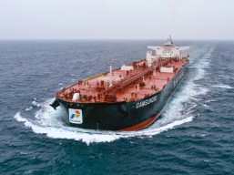 Negosiasi Alot, Dua Kapal Tanker Pertamina Tertahan di Selat Hormuz