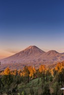 Gunung Semeru Erupsi, Terdengar Tiga Kali Letusan