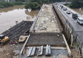 Percepat Pembangunan Jembatan Kemang Pratama Bekasi