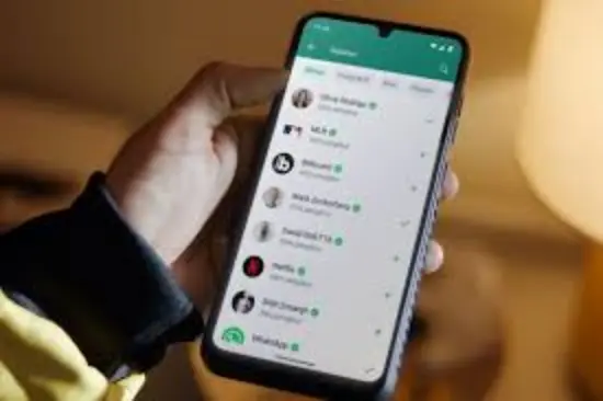 Cegah Penipu Modus File APK Kuras Rekening, WhatsApp Siapkan Fitur Baru