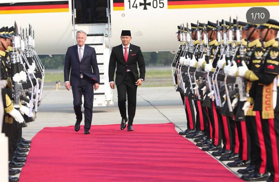 Menteri Agraria dan Tata Ruang Agus Harimurti Yudhoyono bersama dengan Presiden Jerman Christian Wulff. TANGKAPAN LAYAR IG @agusyudhoyono