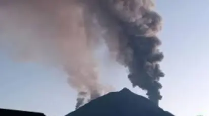 Gunung Lewotobi Laki-Laki Meletus, Telan 9 Korban Jiwa