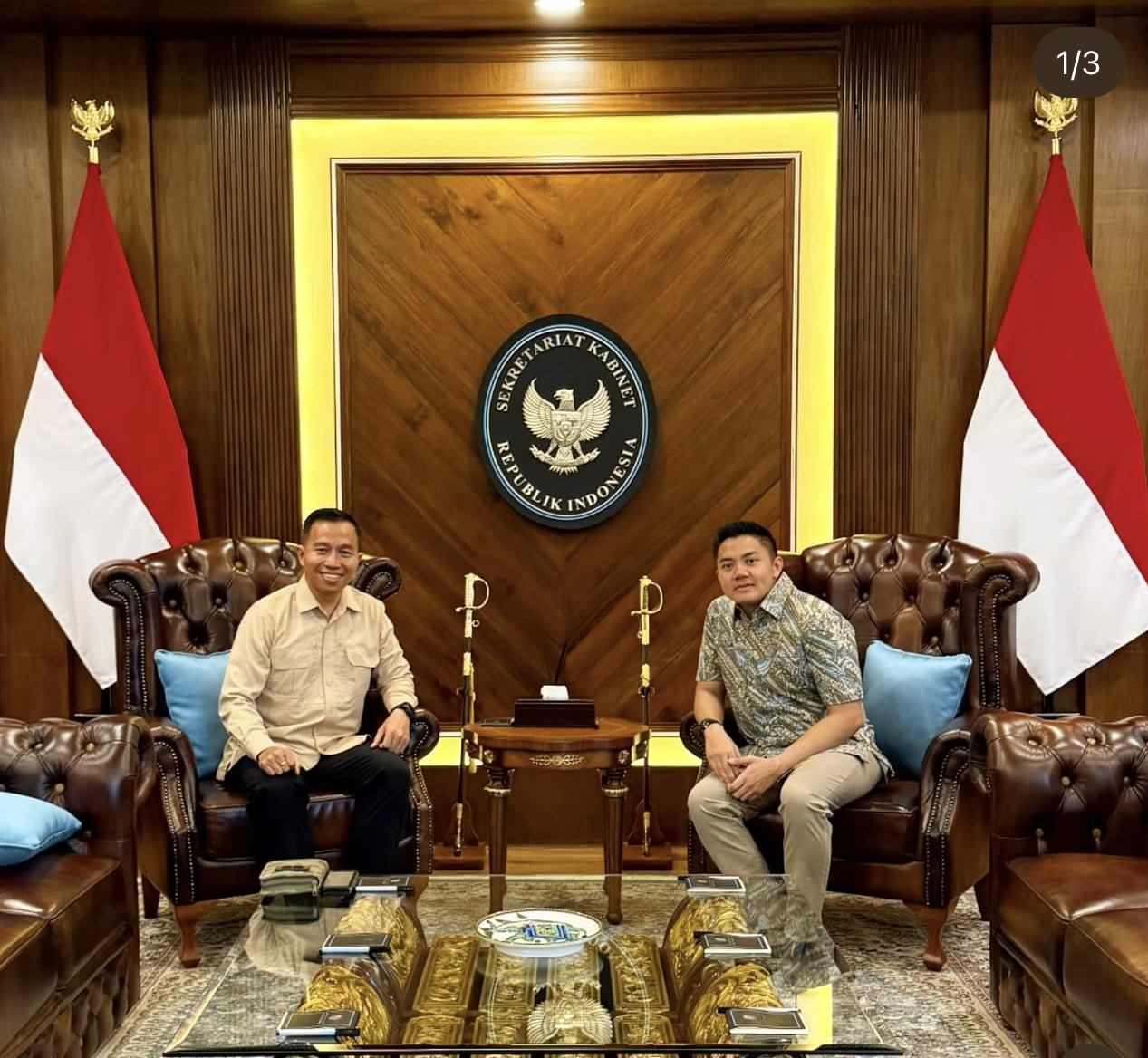 Mayjen TNI Edwin Adrian Sumantha (kiri) bersama Sekretaris Kabinet (Seskab) Teddy Indra Wijaya dalam tangkapan layar Instagram milik @edwin.sumantha. (Vita Kartono) 