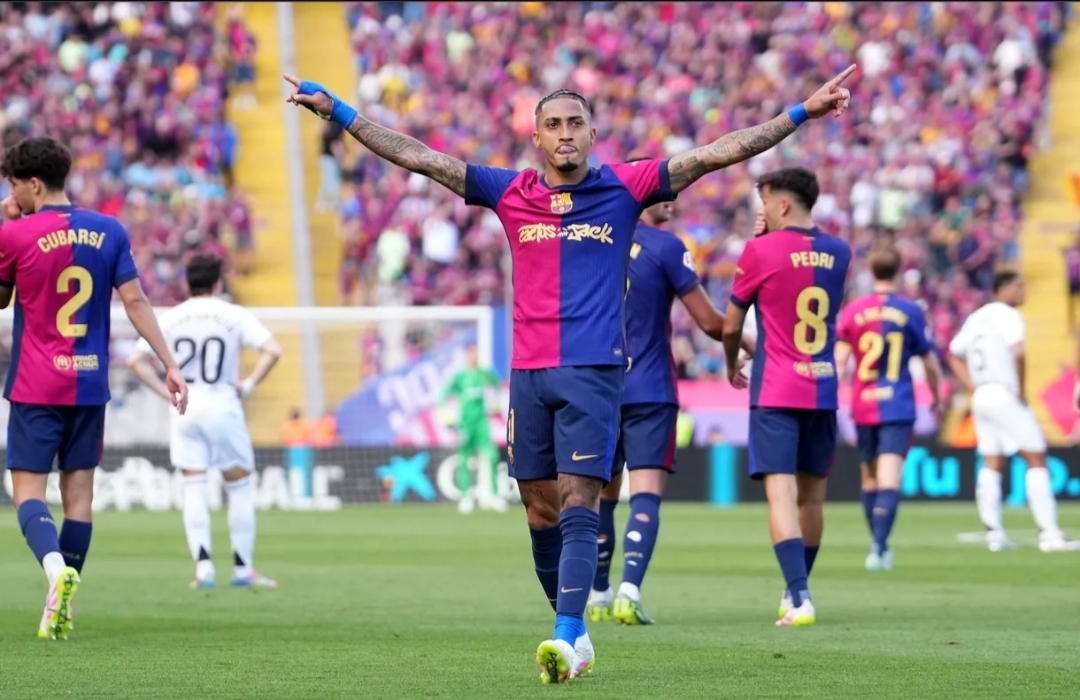 Barcelona menang lagi dalam laga El Clasico lawan Real Madrid, dengan skor 4-3, di Estadi Olimpic Lluis Companys, Minggu (11/05/2025) malam WIB. (Getty Images)